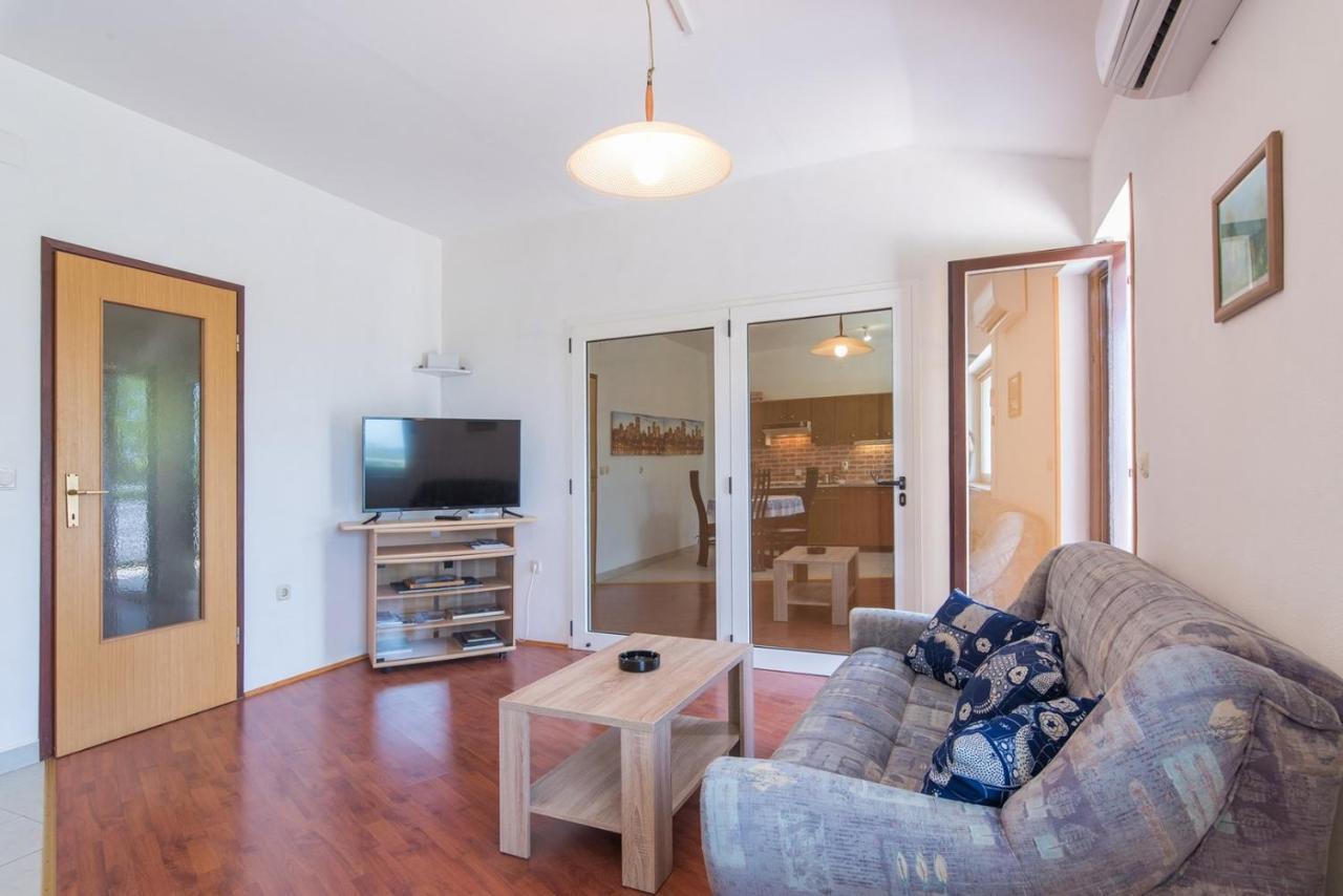 Apartments Kadum 25 Kadumi Dış mekan fotoğraf